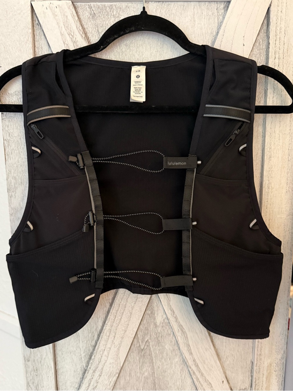 lululemon athletica Black Performance Running Vest Very rare no tags! Sz. S/M
